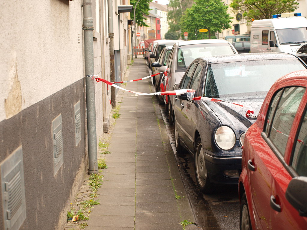 Wieder Beziehungsdrama Frau tot Koeln Muelheim Formesstr P14.JPG